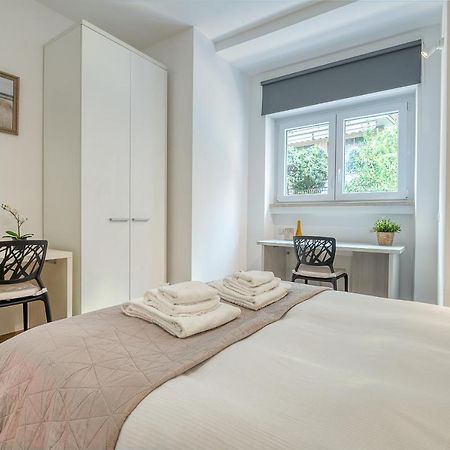 רומא Emily Valles Apartment Saint Peter'S מראה חיצוני תמונה